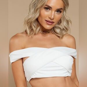 NWT TOBI Sincerely Yours Off the Shoulder Wrap Bikini Top White size M Medium